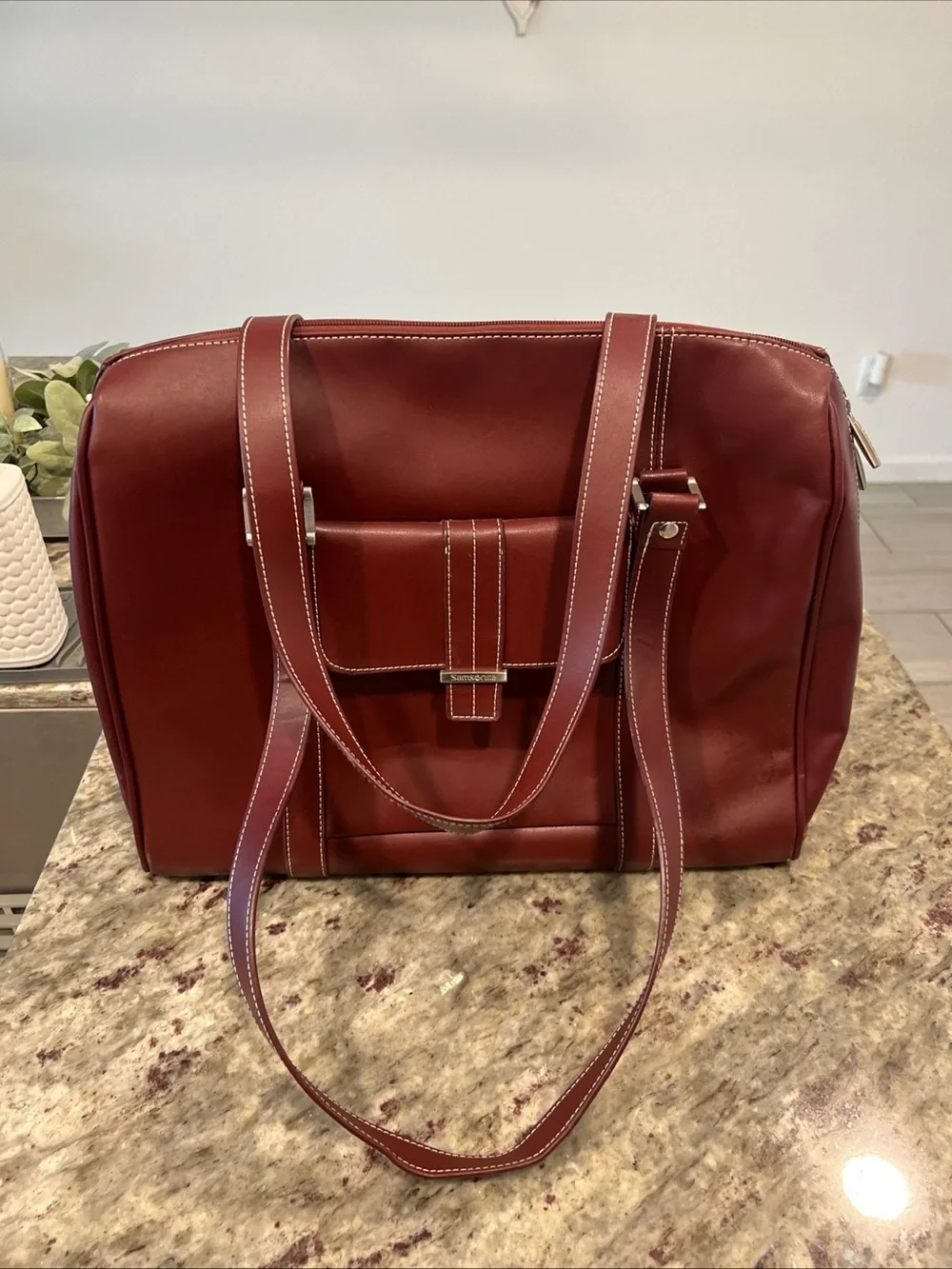 Vintage samsonite luggage/laptop bag -Burgundy
